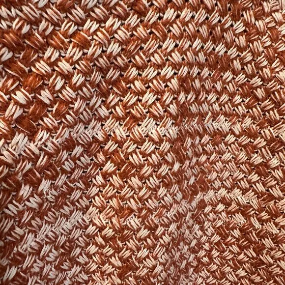 Universal Thread Burnt Orange and White Knit Women's Sweater-Size Medium - Picture 3 of 5